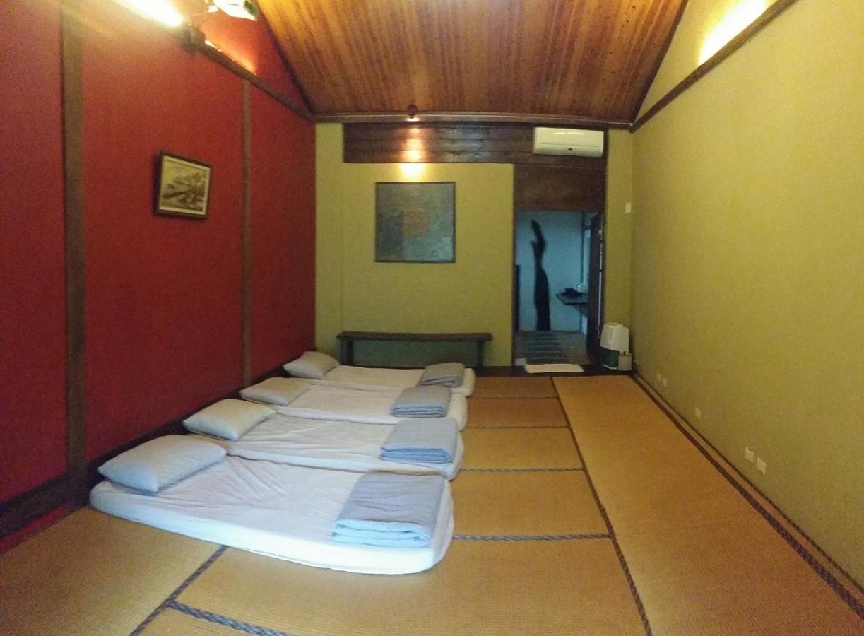 Bright Moon Homestay Dongshi  Exterior foto