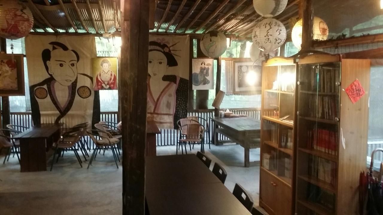 Bright Moon Homestay Dongshi  Exterior foto