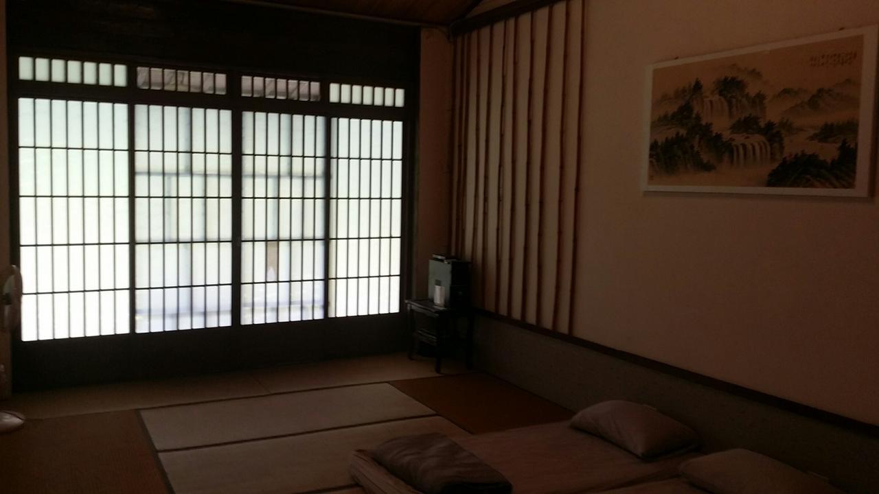 Bright Moon Homestay Dongshi  Exterior foto
