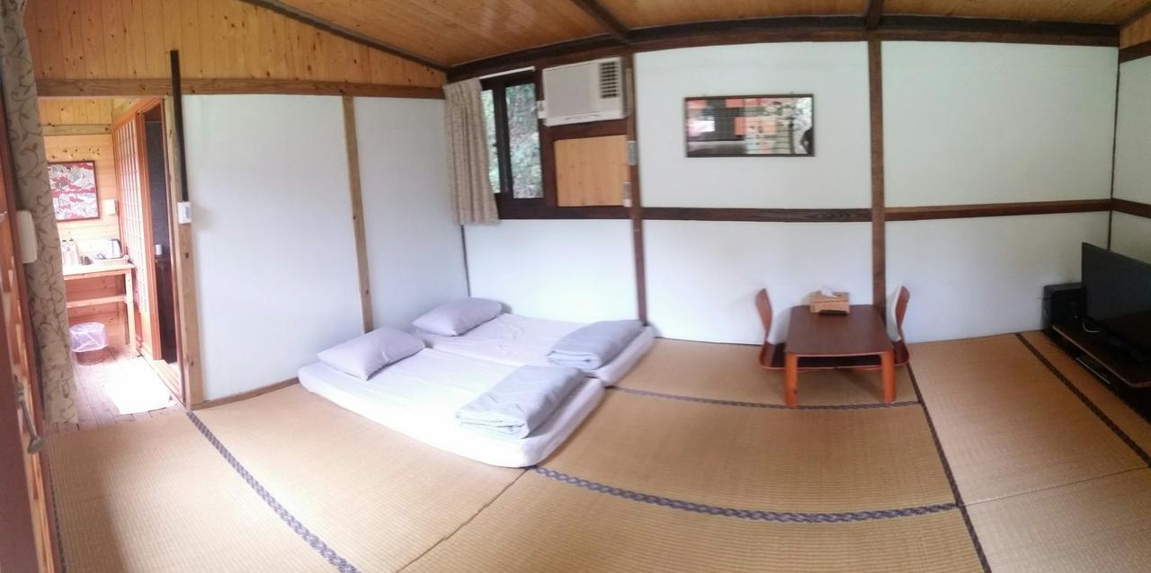 Bright Moon Homestay Dongshi  Exterior foto