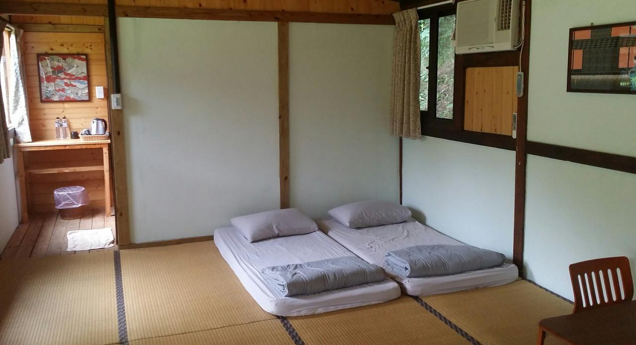Bright Moon Homestay Dongshi  Exterior foto